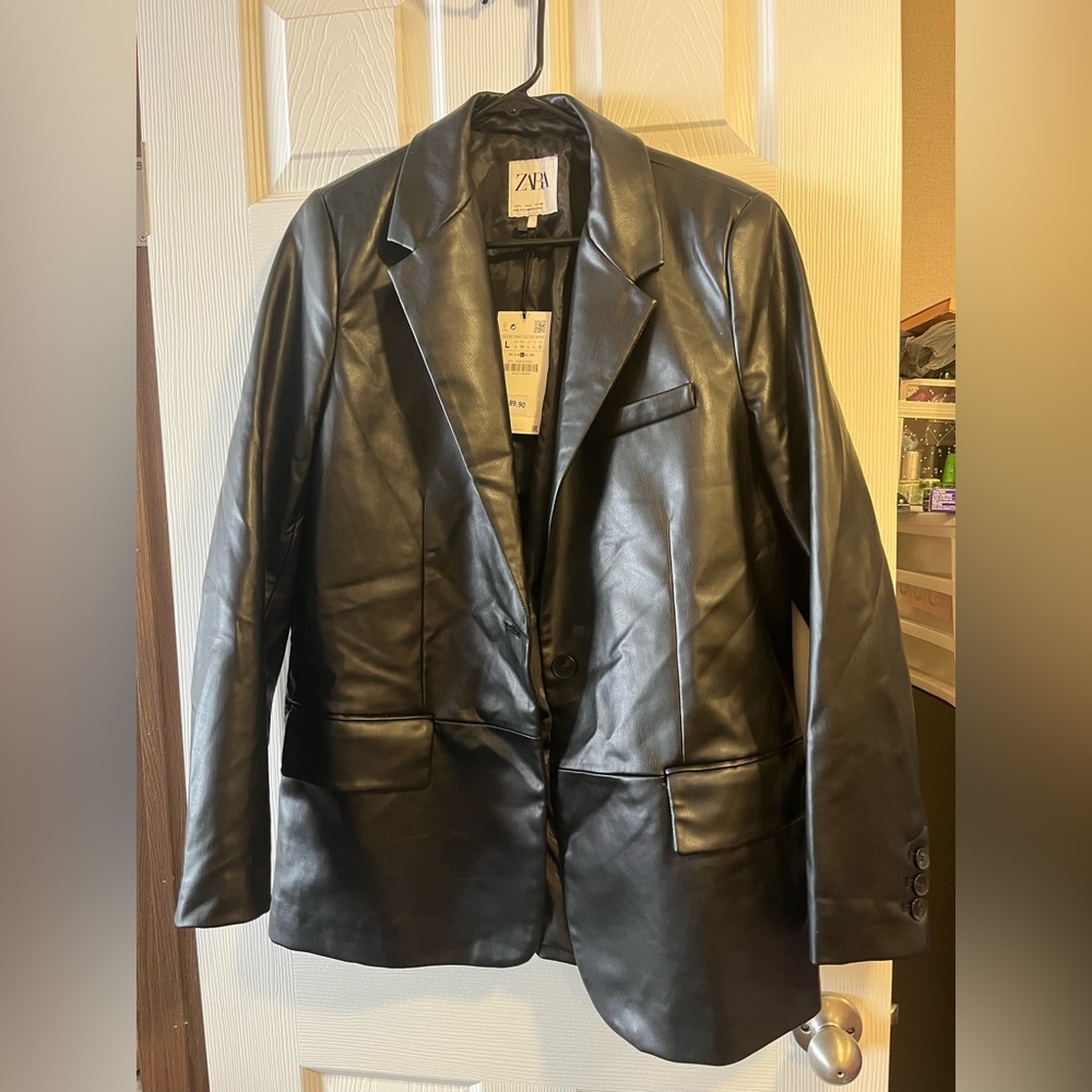 Zara Black Faux Soft Leather One Button Front 2 Pocket Blazer Size L